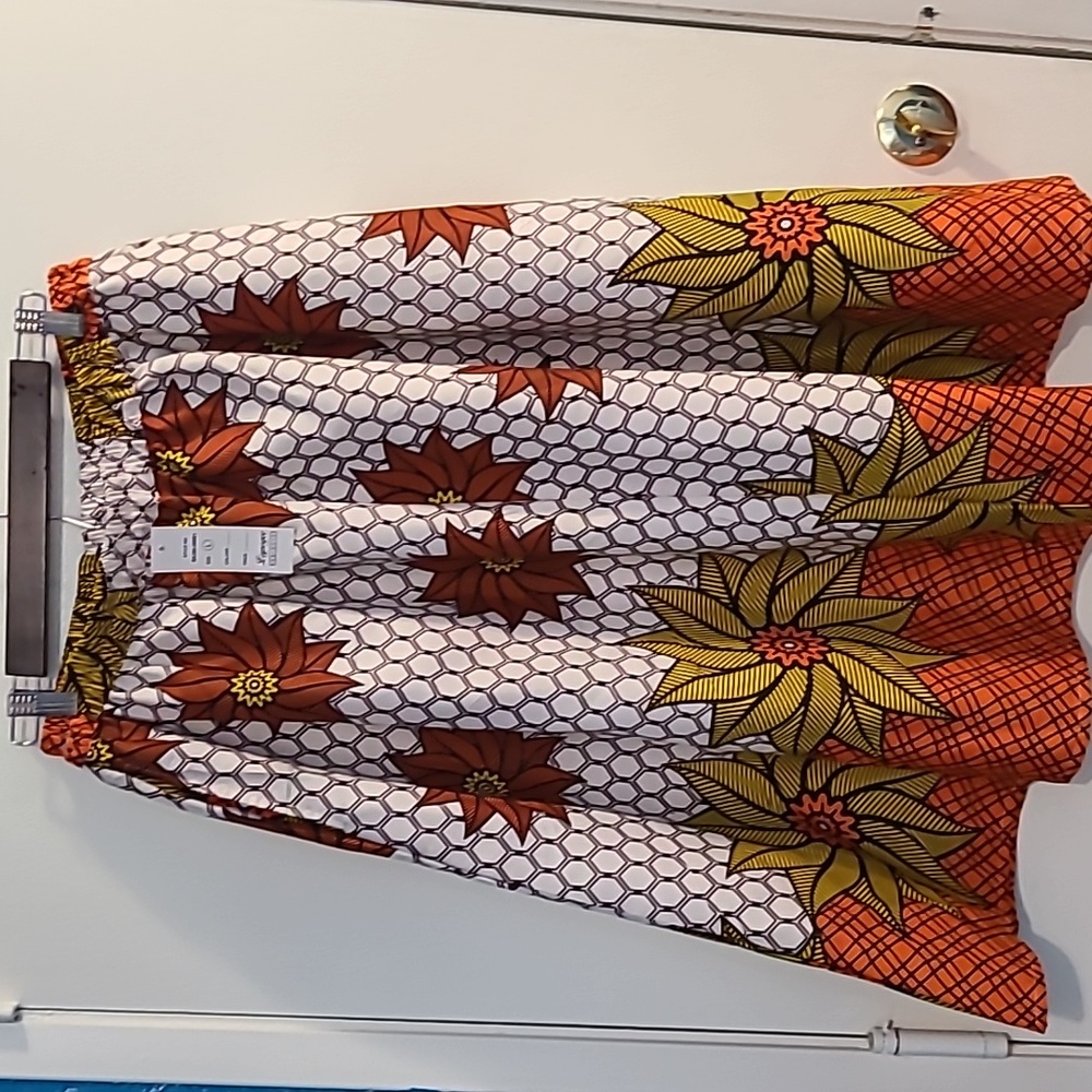 NWT large African skirt